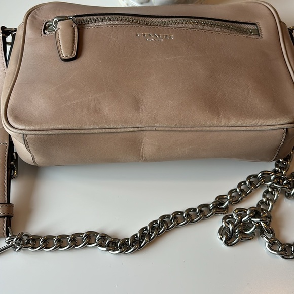 Coach | Light Khaki Leather Flight Bag #F25362 - Picture 7 of 11
